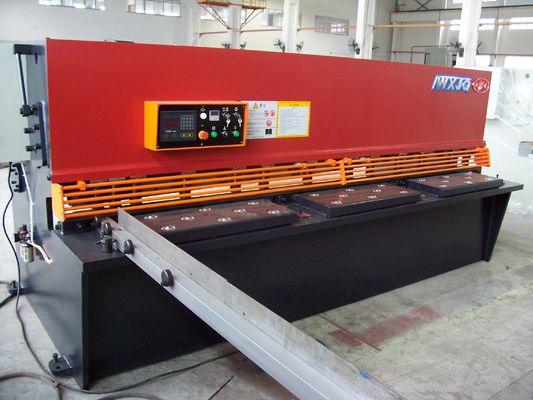 Temperatuur Ja CNC V Grooving Machine Snijcapaciteit 4 mm zacht staal Aluminium Snij snelheid 60mmin Plaat metaal Grooving Solution